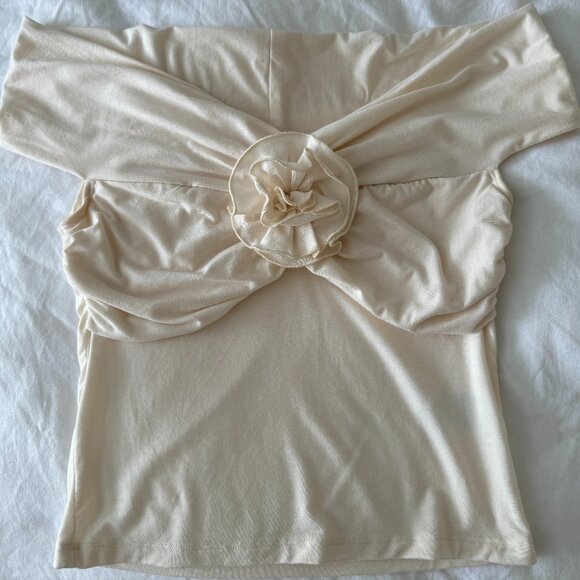 Reformation Emerald Knit Top with Rosette - Picture 4 of 7